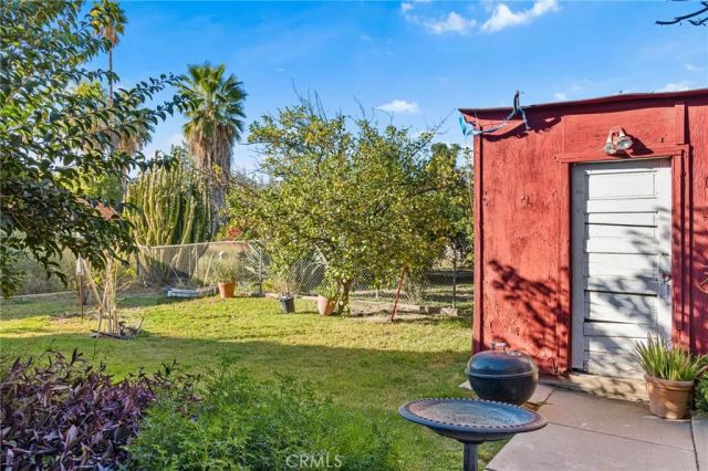 1584 E Davidson Street, San Bernardino, CA 92408