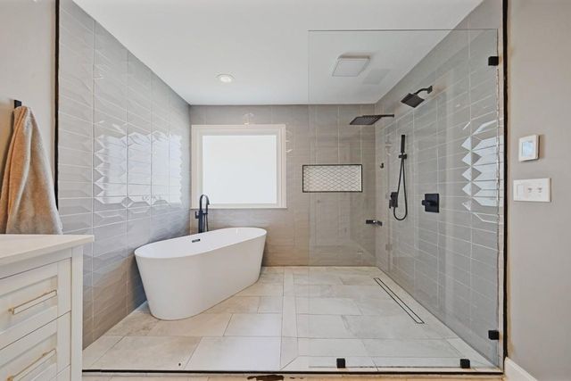 1428 Dupont Commons Circle, Atlanta, GA 30318