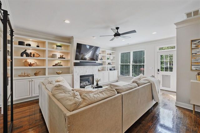 1428 Dupont Commons Circle, Atlanta, GA 30318