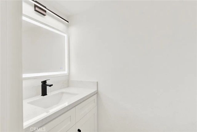 13109 Broken Bit, Corona, CA 92883