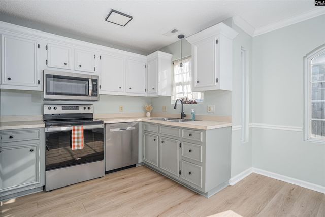 305 Montclaire Lane, West Columbia, SC 29170