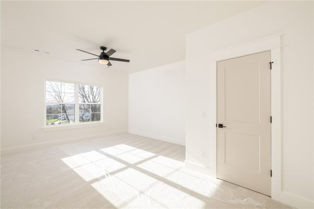 18488 Lake Sequoyah Road, Fayetteville, AR 72701