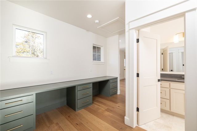 18488 Lake Sequoyah Road, Fayetteville, AR 72701