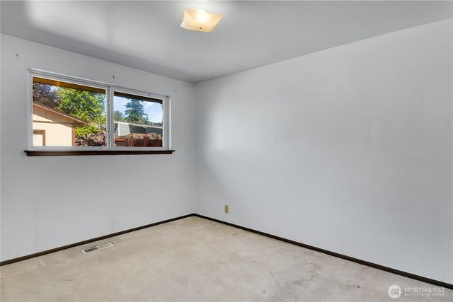 12037 S 64th Avenue, Seattle, WA 98178
