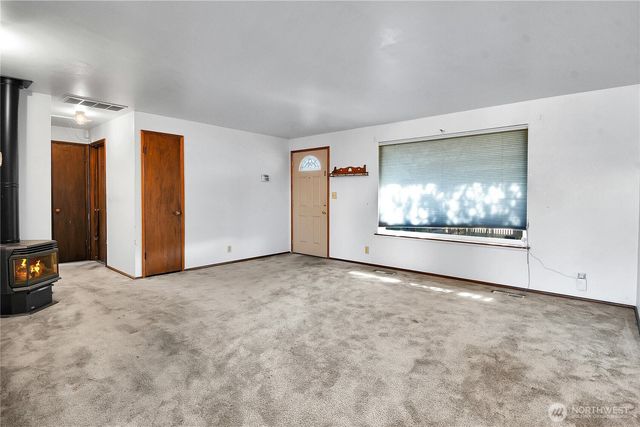 12037 S 64th Avenue, Seattle, WA 98178