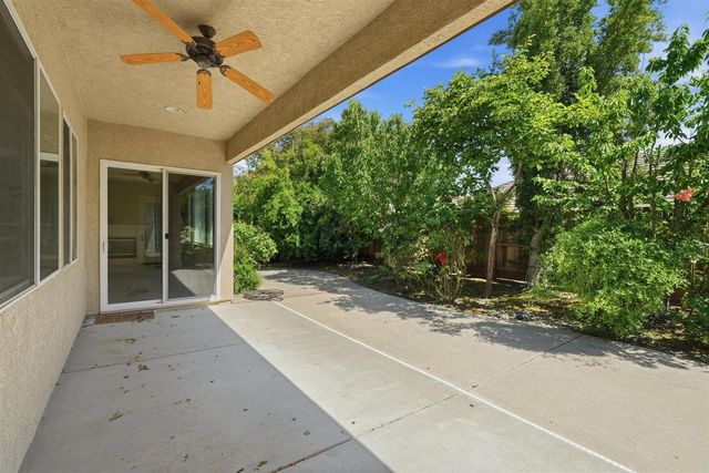 4129 Poppleton Way, Carmichael, CA 95608