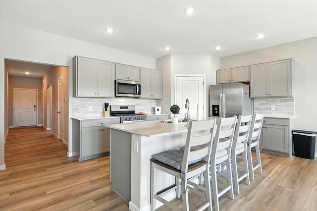 1070 Pleasant Hill Place, Fort Wayne, IN 46818