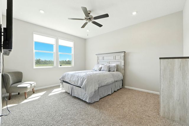 1070 Pleasant Hill Place, Fort Wayne, IN 46818