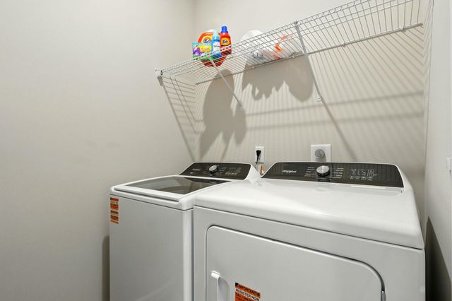 1070 Pleasant Hill Place, Fort Wayne, IN 46818