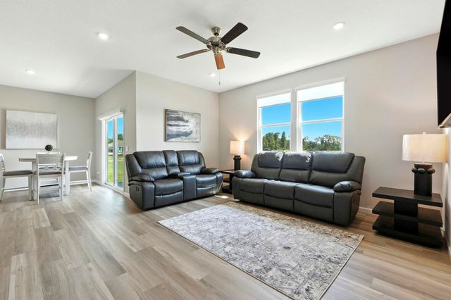 1070 Pleasant Hill Place, Fort Wayne, IN 46818