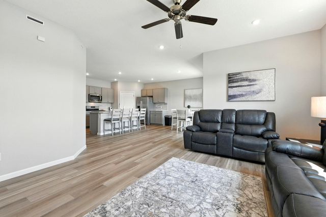 1070 Pleasant Hill Place, Fort Wayne, IN 46818