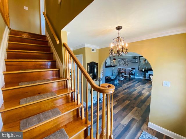 327 BARCELONA DR, Toms River, NJ 08753