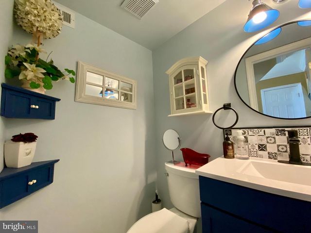 327 BARCELONA DR, Toms River, NJ 08753