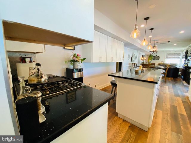327 BARCELONA DR, Toms River, NJ 08753