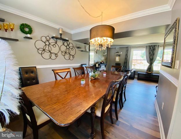 327 BARCELONA DR, Toms River, NJ 08753