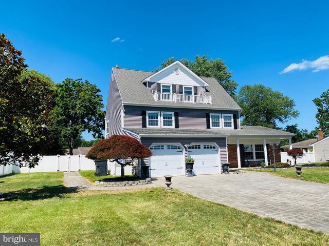 327 BARCELONA DR, Toms River, NJ 08753