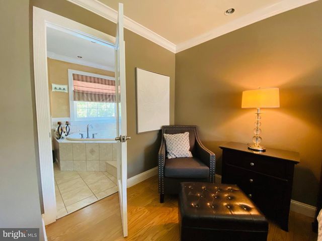 327 BARCELONA DR, Toms River, NJ 08753
