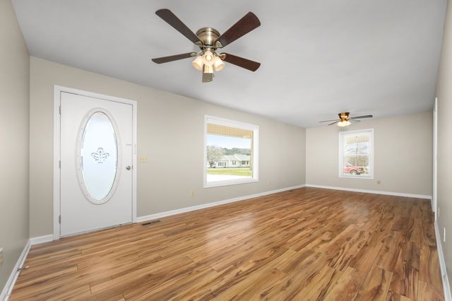 307 Jill Ln, Woodbury, TN 37190