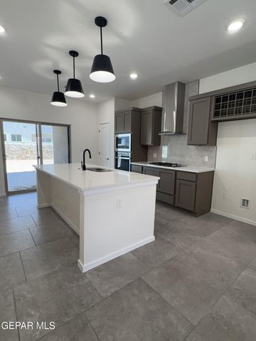 3820 Course Street, El Paso, TX 79938