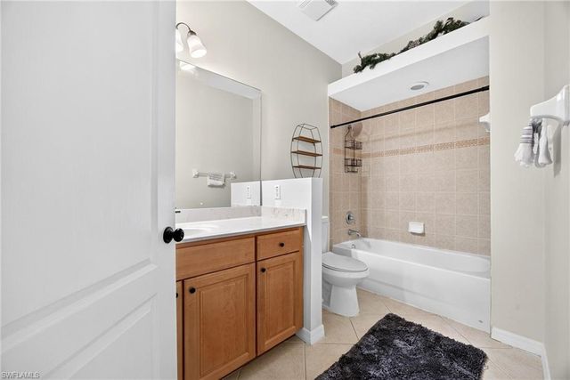 4400 Lazio WAY 205, Fort Myers, FL 33901