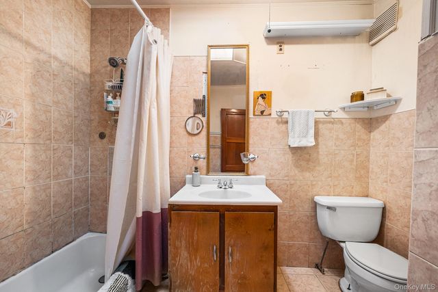 601 Knickerbocker Avenue, Brooklyn, NY 11221