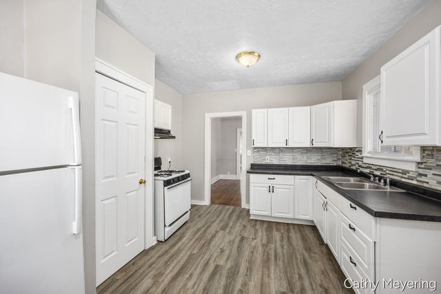 739 Griggs Street, Grand Rapids, MI 49507