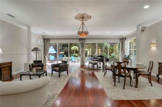 115 Winter Club Ct, Palm Beach Gardens, FL 33410