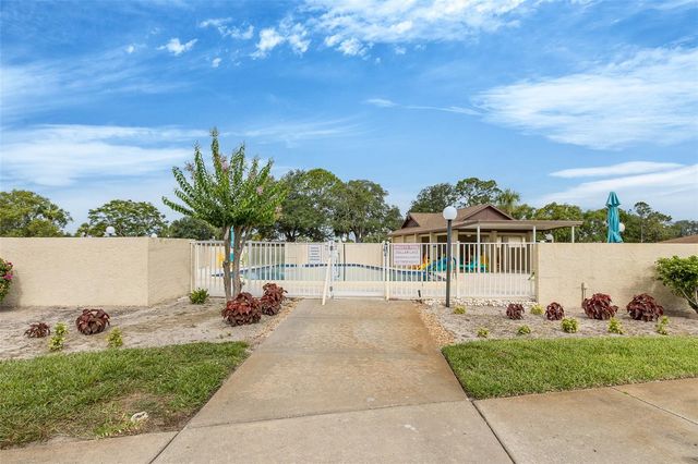 8310 HIGH POINT CIRCLE 4, Port Richey, FL 34668