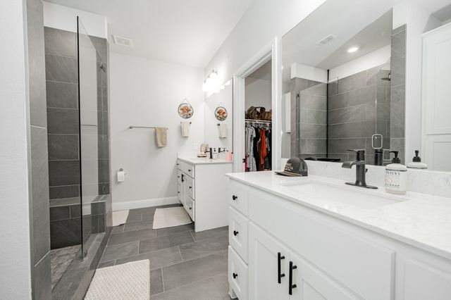 248 Waters Ridge Drive, Lavon, TX 75166