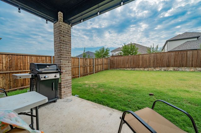 248 Waters Ridge Drive, Lavon, TX 75166