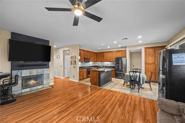 150 saddleback Way, Perris, CA 92570