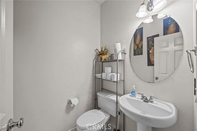 150 saddleback Way, Perris, CA 92570