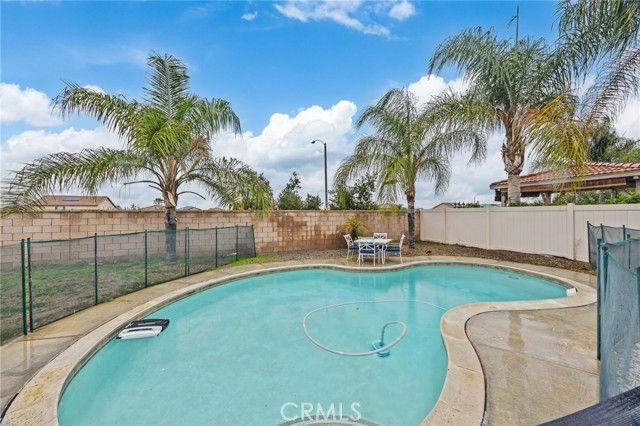 150 saddleback Way, Perris, CA 92570