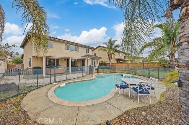 150 saddleback Way, Perris, CA 92570