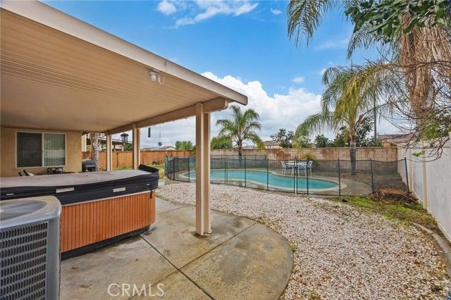 150 saddleback Way, Perris, CA 92570