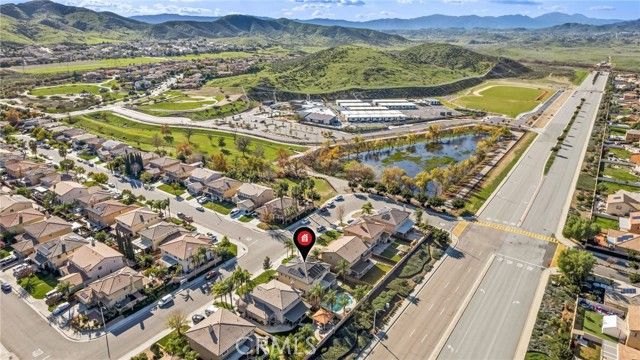 150 saddleback Way, Perris, CA 92570
