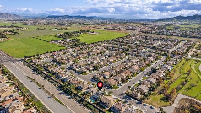 150 saddleback Way, Perris, CA 92570