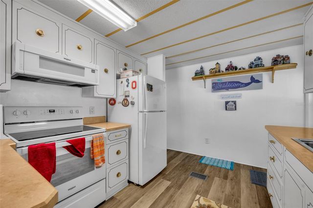 110 WAHA WAY, Leesburg, FL 34788