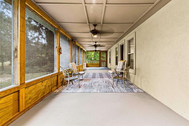 300 Hidden Oaks Drive, Point Blank, TX 77364