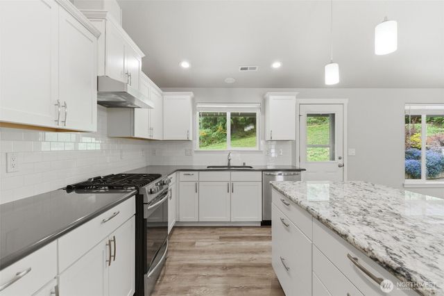 5170 Independence Place SW, Port Orchard, WA 98367