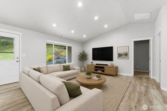 5170 Independence Place SW, Port Orchard, WA 98367