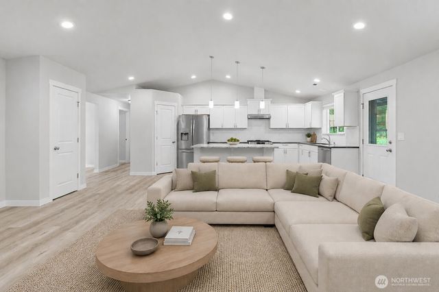 5170 Independence Place SW, Port Orchard, WA 98367