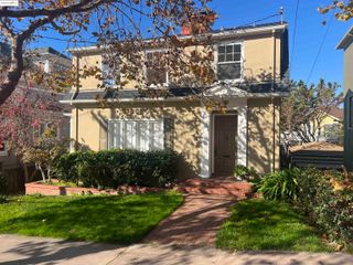 107 Monticello Ave, Piedmont, CA 94611