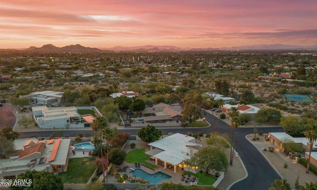 4301 E MOUNTAIN VIEW Road, Phoenix, AZ 85028