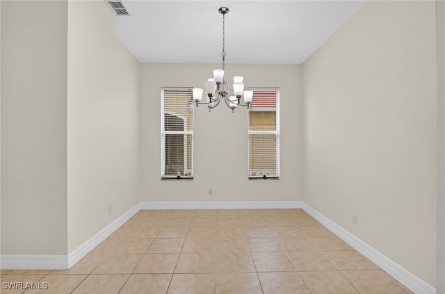 5012 Fairhaven LN, Naples, FL 34109