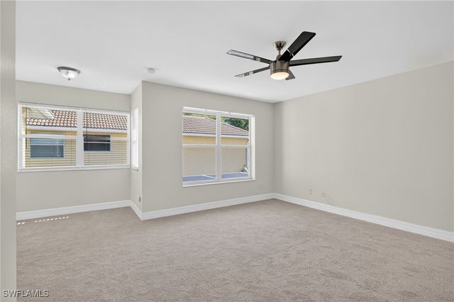 5012 Fairhaven LN, Naples, FL 34109