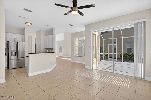 5012 Fairhaven LN, Naples, FL 34109