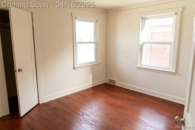 18435 Sorrento Street, Detroit, MI 48235