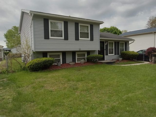 28751 E Leroy Street, Romulus, MI 48174