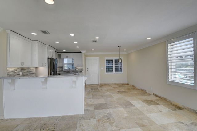 36 S Ocean Boulevard B3, Delray Beach, FL 33483